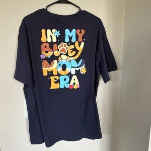 Bluey mom t-shirt navy graphic